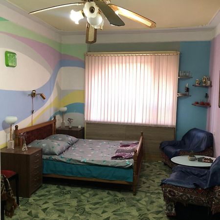 Guest House Dompolski غيومري المظهر الخارجي الصورة