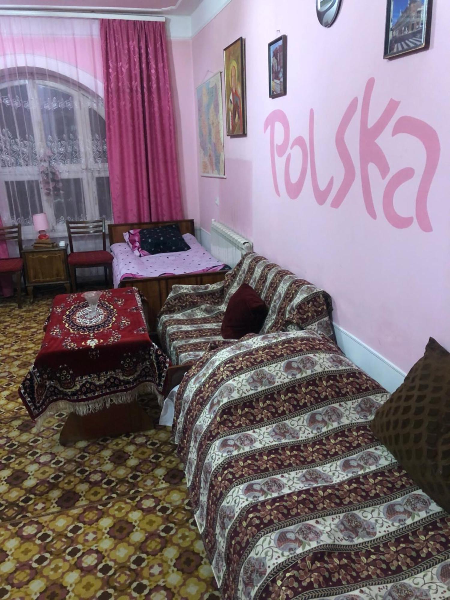 Guest House Dompolski غيومري المظهر الخارجي الصورة